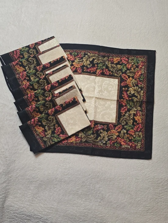 Black & Cream Floral Jacquard Table Linens Set Of 8