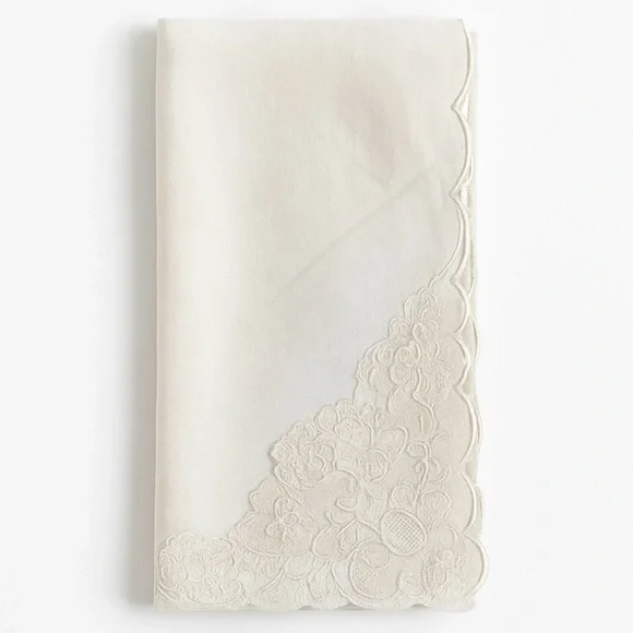 Ivory and Cream Lace Linen Napkin