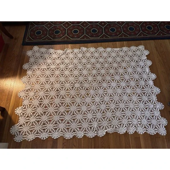 Vintage Handmade Tablecloth Large Crochet Lace Scallop Edge Cottage Ivory