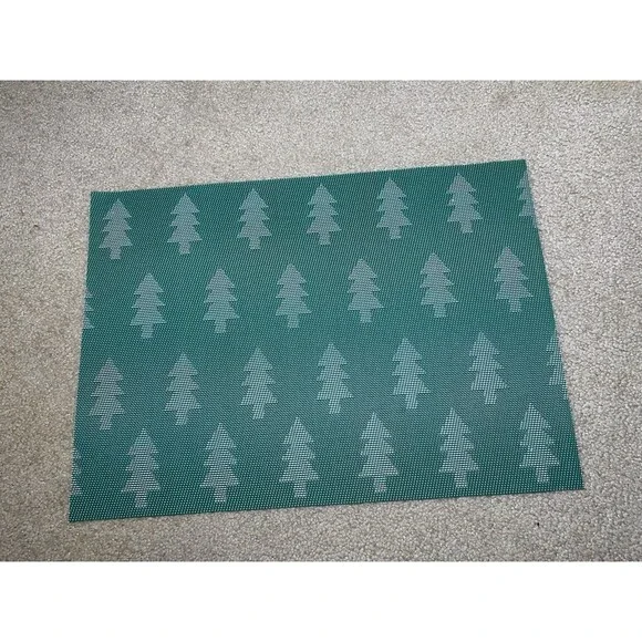 Rare Vintage Set of 6 Reversible Green Woven Christmas Tree Placemats 13x18