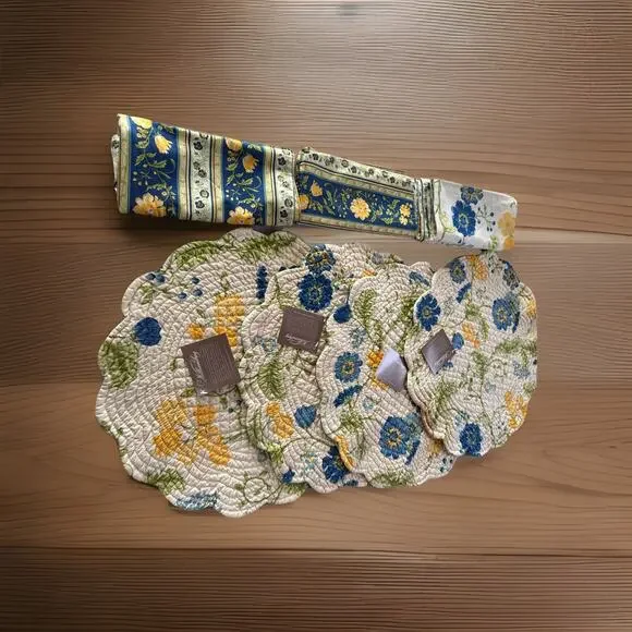 4 Floral Williamsburg Reversible Placemats W Tag , 4 Cloth Napkin No Tag