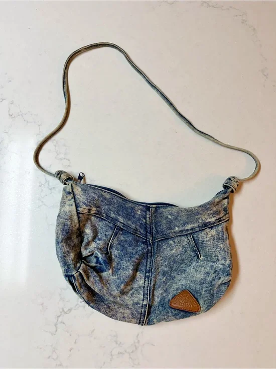 Cool Blues 80’s acid wash hobo bag