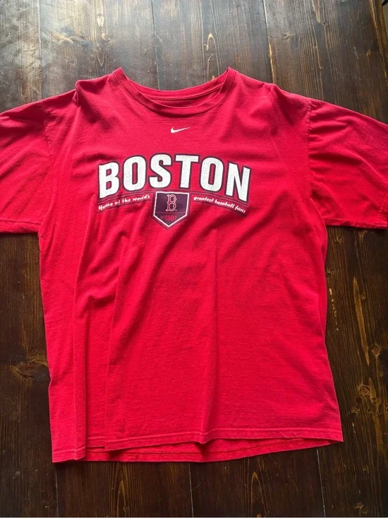 Vintage Nike Red Boston Graphic T‑Shirt with White Logo Size Large