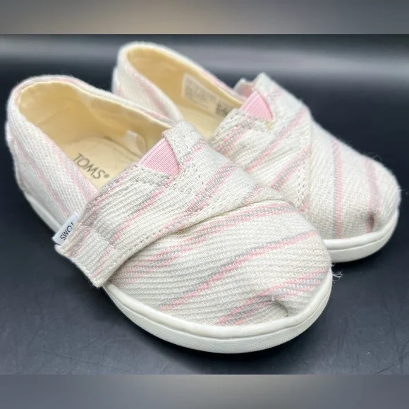 TOMS Kids Pink and Cream‎ Slip-On Shoes- Size:T6