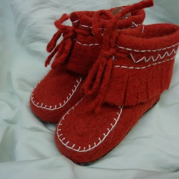100% Wool Red Kids Moccasin