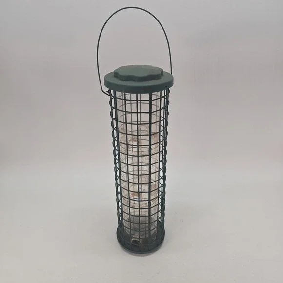 Perky-Pet Squirrel Stumper Bird Feeder 19