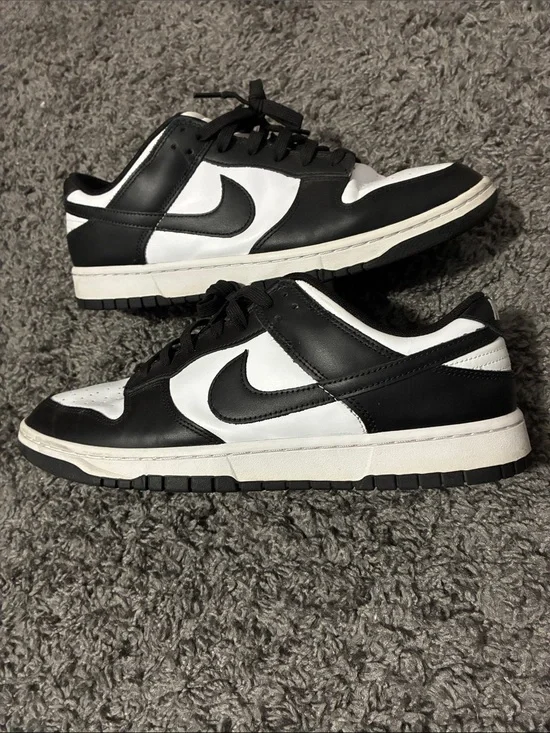 Nike dunk low panda