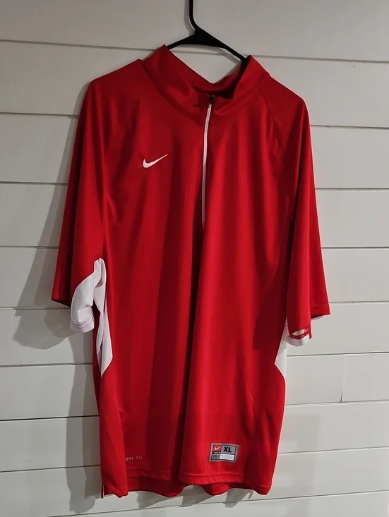 Nike Red Short-Sleeve Quarter-Zip Athletic Top with White Accents Like New Sz XL