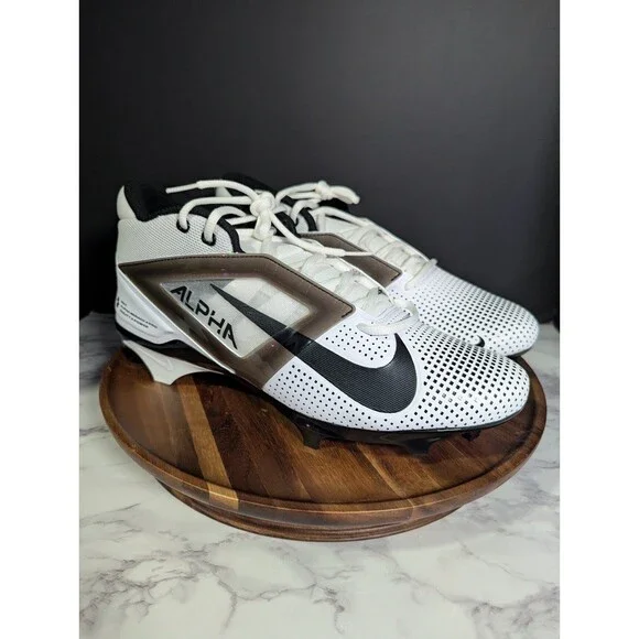 Nike Air Alpha Menace 4 Pro Football Cleats Size 13.5 Black White FZ7702-105