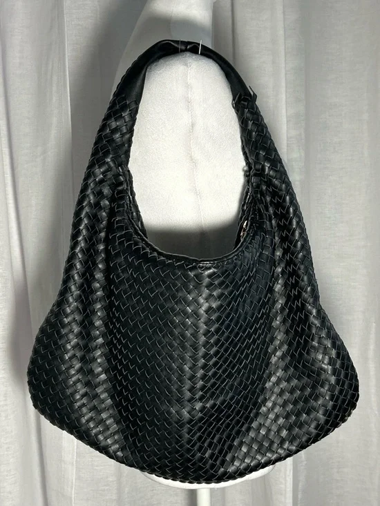Urban Expressions | Victoria | Black Woven | Vegan Leather | Slouchy Hobo Bag