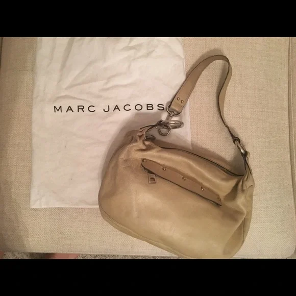 Marc Jacobs Beige Leather Hobo Bag