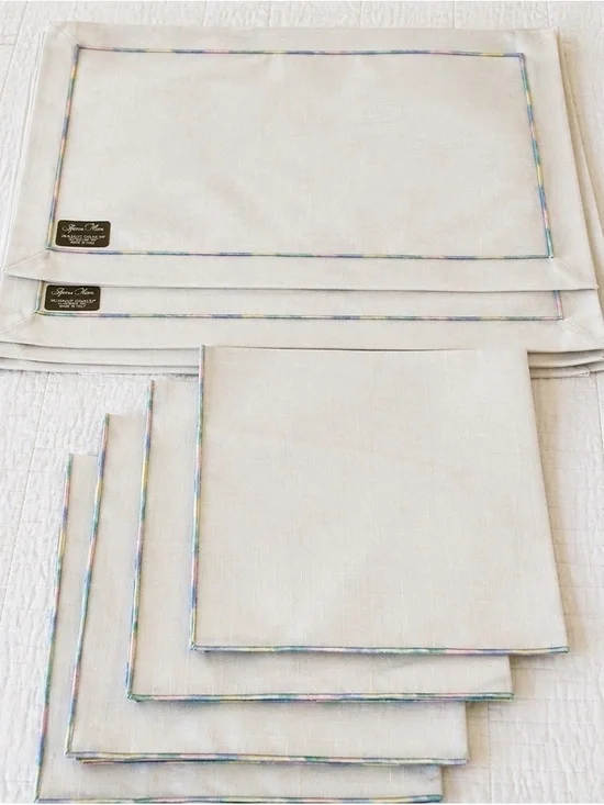 Luxury Linen Placemats & Napkins Set of 4 White Pastel Trim Coastal Table Decor