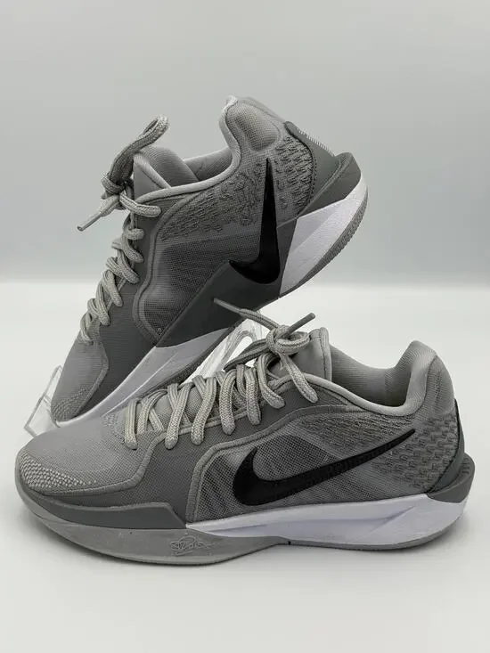 Nike Giannis Immortality 4 Youth Size 6 Gray Black Basketball Shoes