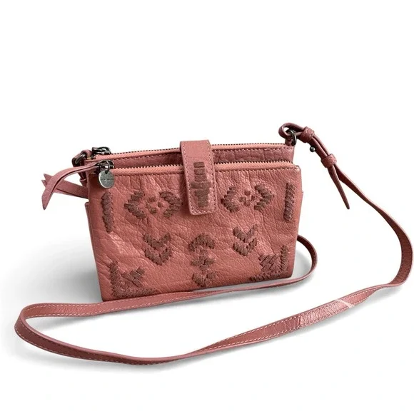 Lucky Brand Rela Pink Leather Crossbody Fold Over Convertible Wallet ‎ Hobo Bag