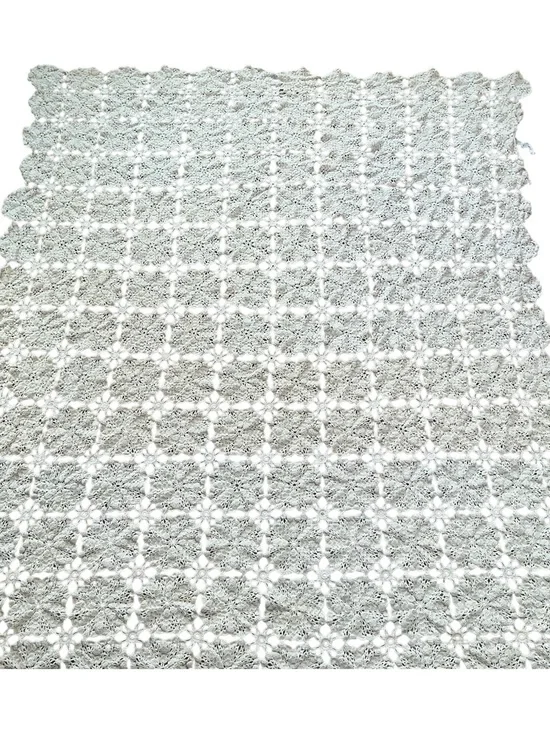 Vintage crochet reversible beige/ecru table cover 60 x 75