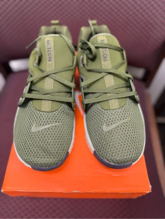 Nike Olive Green Metcon Sneakers size 9.5 Men’s