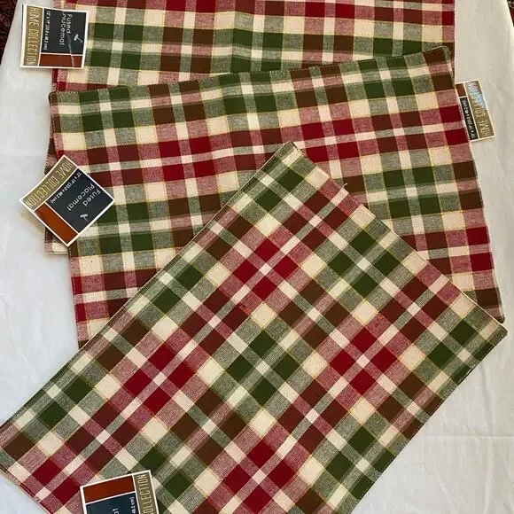 Red~Green~Gold Christmas‎ Plaid Placemats Set of 4