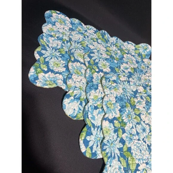 Vintage set of 4 cloth large reversible flowered placemats, 19
