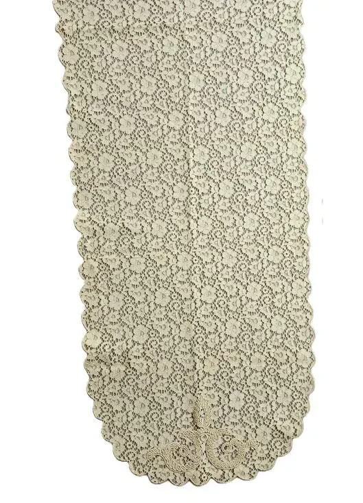 Vintage Lace Table Runner 68
