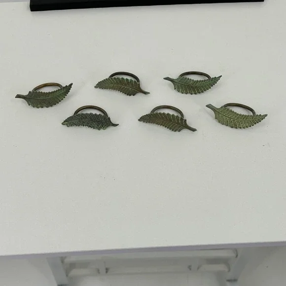 Metal Leaf Napkin Rings Set of 6 Verdigris Patina Finish Botanical Green