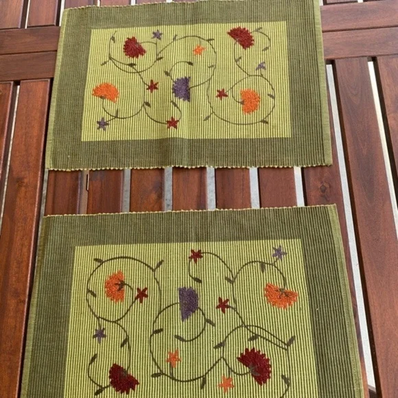 Floral Embroidered Placemats - Green and Multicolor