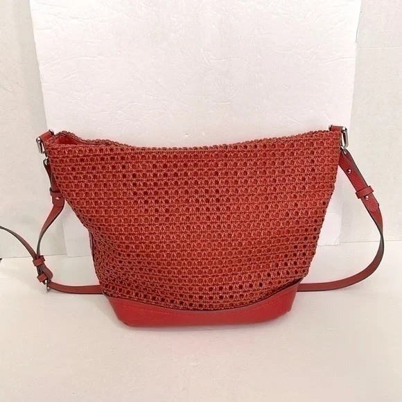 PARFOIS Basket weave HOBO/SHOULDER BAG in an orangish red color NWOT