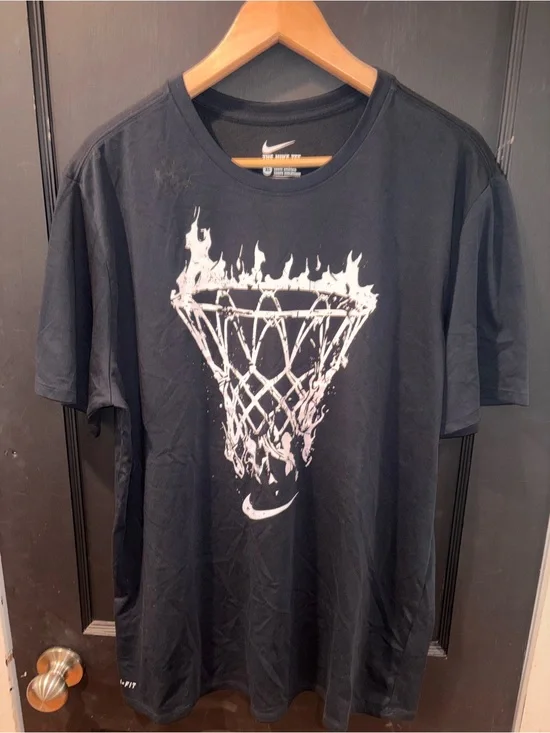 Nike Dri-FIT Flaming Basketball Hoop Graphic Tee Black XL Athletic Shirt