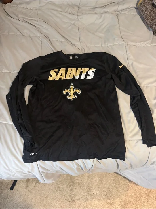 Saints long sleeve dri fit T-shirt size L