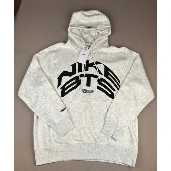 Nike BTS World Tour 2026-2027 Hoodie Grey Heather Graphic Fleece Unisex Large