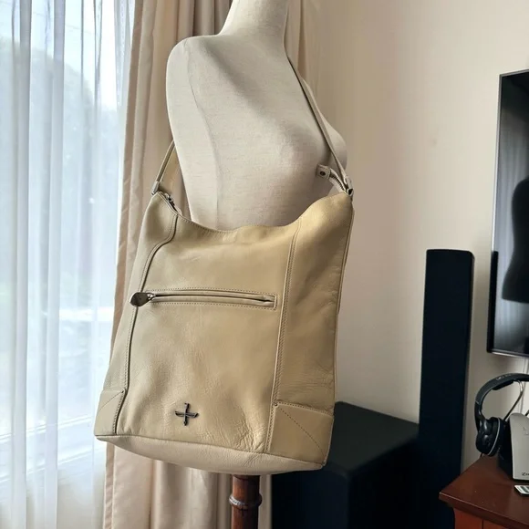 Pour La Victoire Large Bag