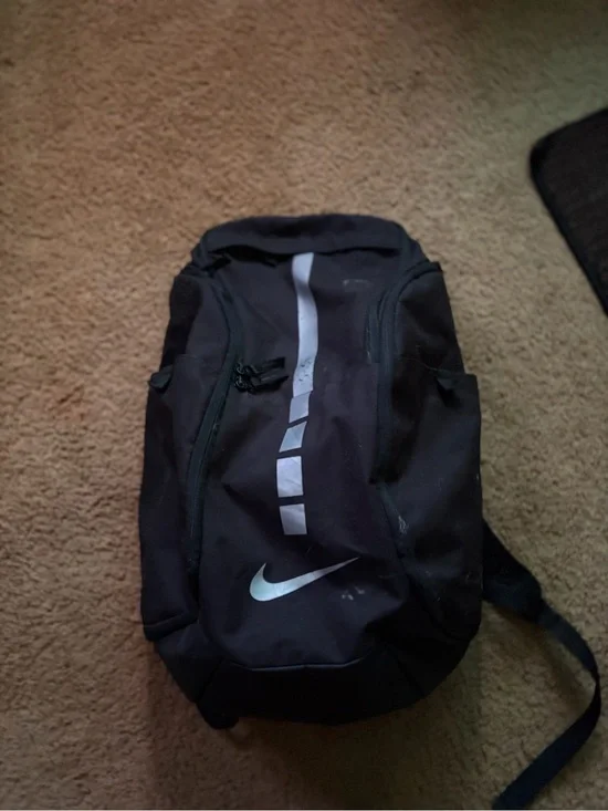 Nike Black Basketball Backpack with Reflective Stripe #sports