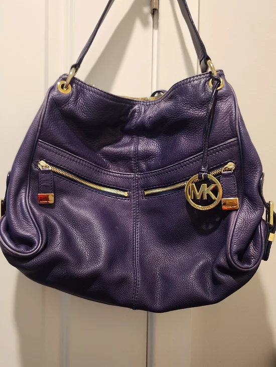 Michael Kors Blue Leather Shoulder Bag
