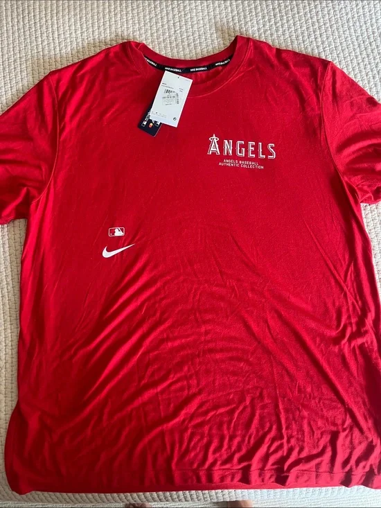 Nike Angels Red Short Sleeve Team Tee