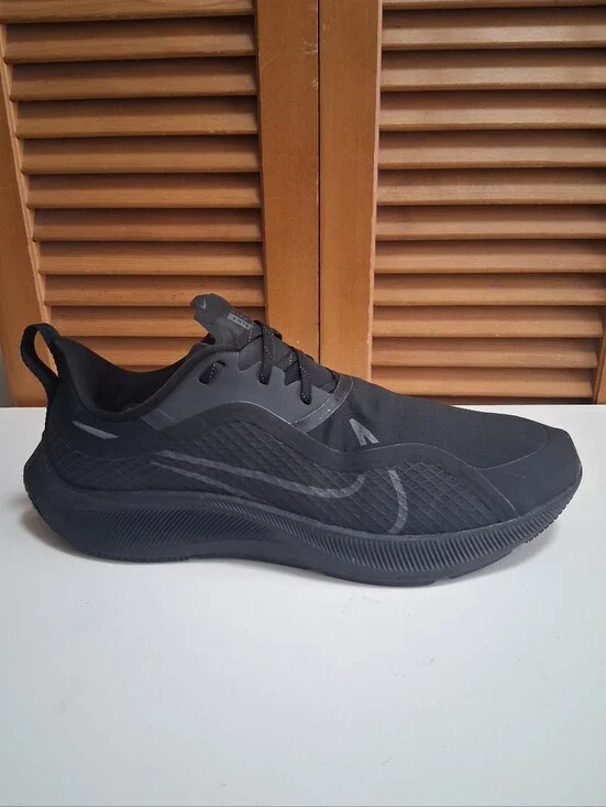 Nike Air Zoom Pegasus 37 Shield Men’s Water Repellant Running Shoe Size 13