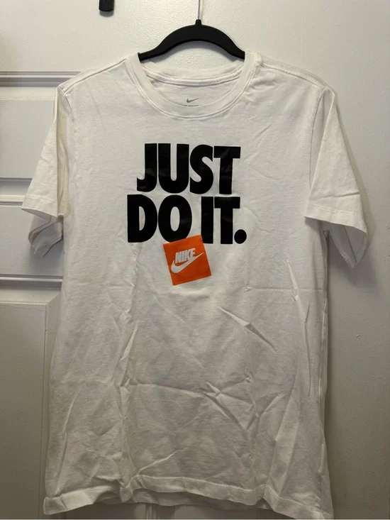 Nike White Short Sleeve 'Just Do It' Logo Tee with Black and Orange Print 0282