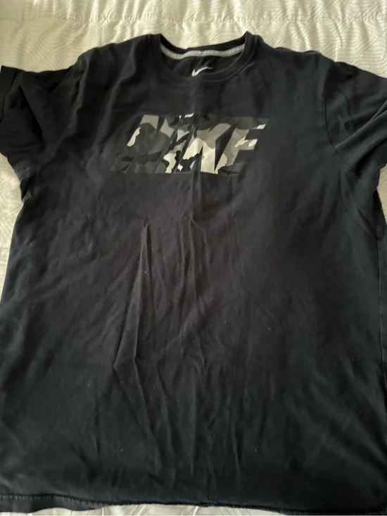 Nike Black Short Sleeve Tee with Gray Camo Logo