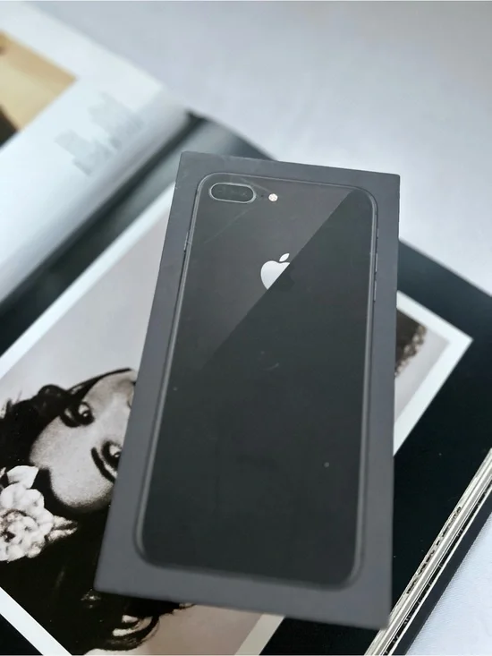 Apple iPhone (Black) - Premium Smartphone phone box case only