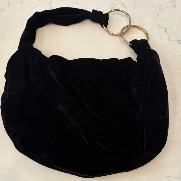 Cul-de-sac Black Velvet‎ Hobo Bag with Gold Rings