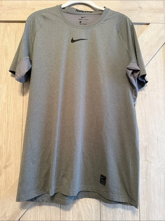 Men’s Nike Pro Dri-Fit T-shirt