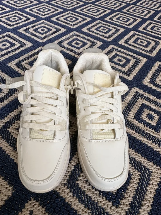 Nike Men's Athletic Sneakers White Cream