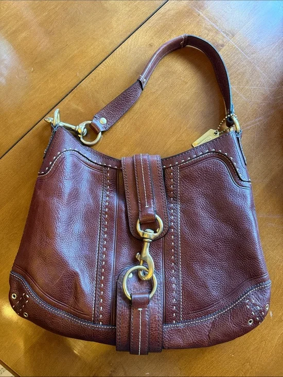 Y2K VINTAGE RARE LEATHER COACH - THE “GOSSIP GIRL” PURSE