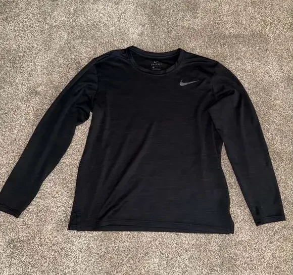 Nike Dri-FIT Long Sleeve Performance Training Shirt