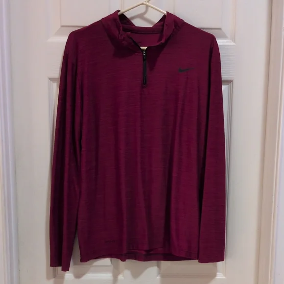 Nike Dri-Fit Men's Long Sleeve Quarter Zip Athletic Shirt Size Large - Wine