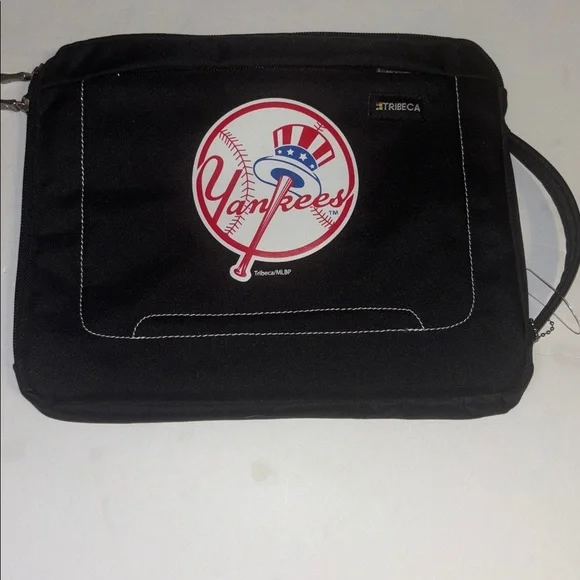 TRIBECA BLACK PADDED IPAD CARRIER YANKEES DESIGN FITS A 10”X 7” WITH POCKETS