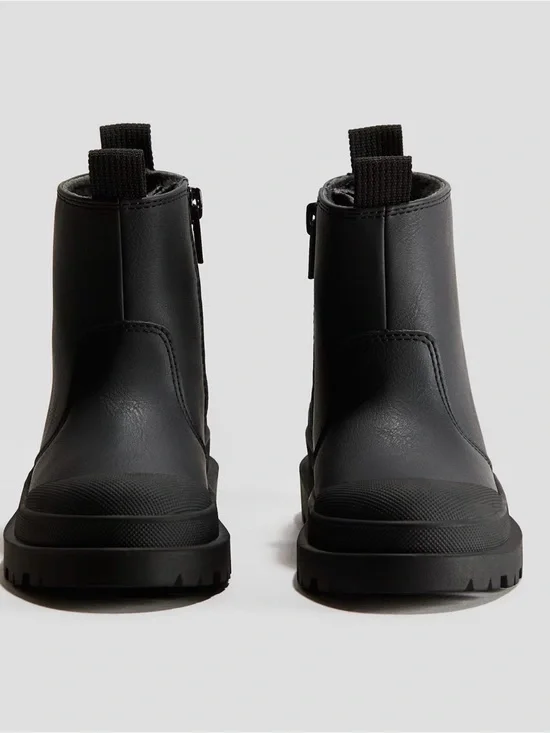 H&M Black Kid’s Chelsea-Style Rain Boots Size 12.5