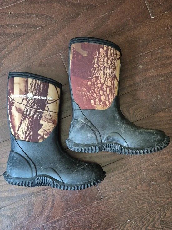 Arctic Shield Waterproof Brown Camo Rain Boots