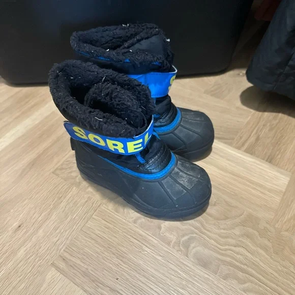 Sorel Kids' Blue & Black Snow Boots
