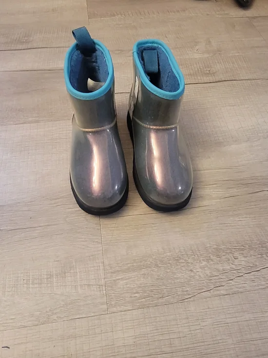 UGG Kids Iridescent Metallic Boots with Teal Trim