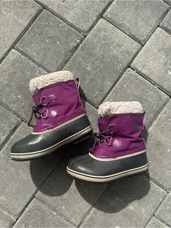 Sorel Yoot PAC Nylon Waterproof Purple Boots Wild Iris Size Youth 13 Big Kid's