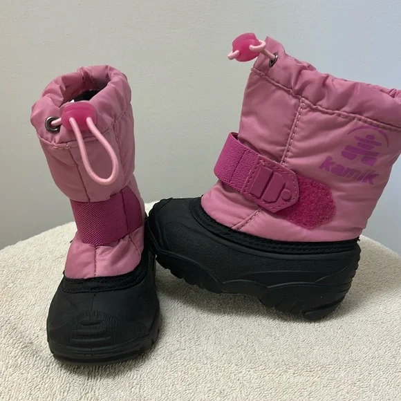 Kamik kids Insulted slip in Winter Snow Rain Boots girls Size 5 pink black